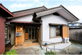 赤城山麓の豊かな緑と清流に包まれた、穏やかな住宅地 群⾺県渋川市⾚城町敷島 の外観