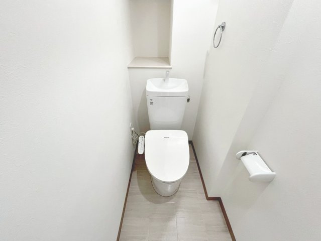 ゆったりとした空間のトイレです