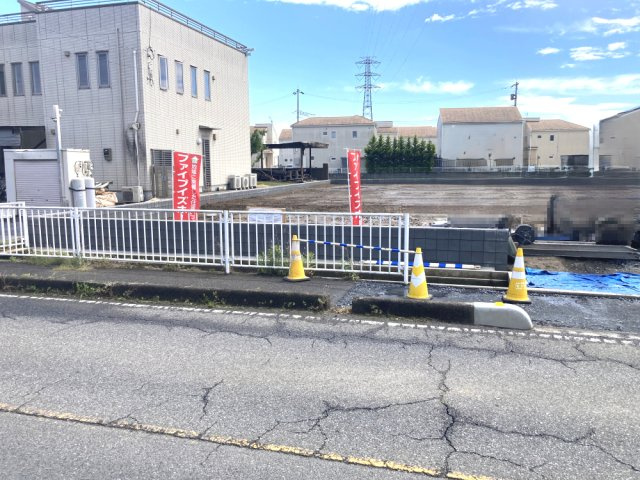 幸手市千塚（全2区画）前面道路は幅員11.2ｍです