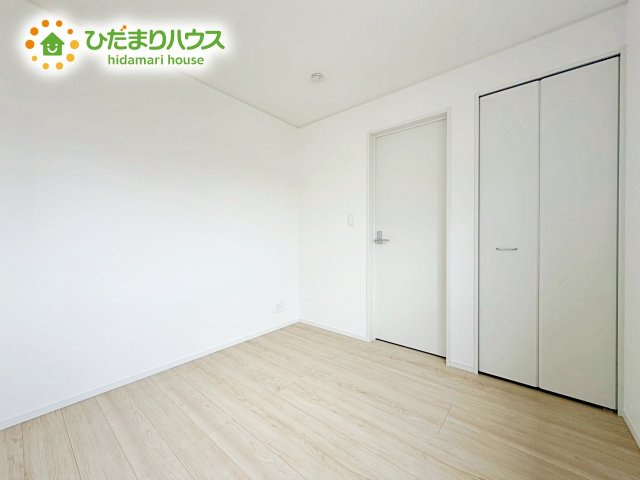 ご家族様一人ひとりの大切なプライベート空間。シンプルなデザインなので、趣味・感性で個性的に飾ることができます♪