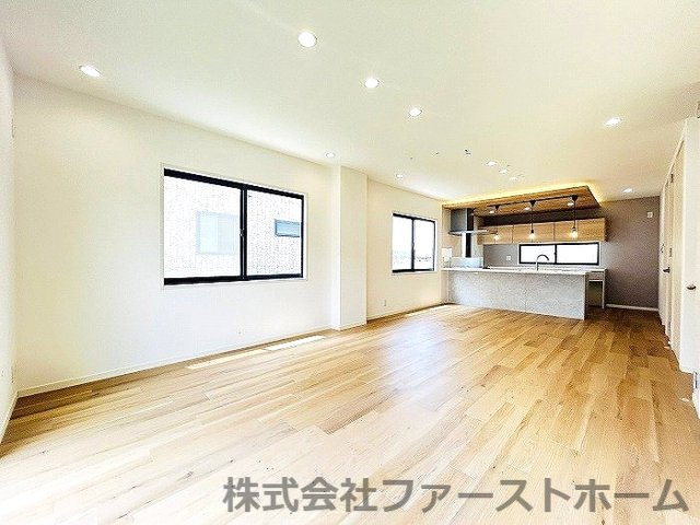 3面採光で陽の光が入りやすい20帖のLDK！
