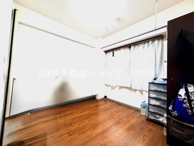 過ぎ行く時間をゆったりと感じることができる落ちついたプライベートルーム。
