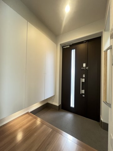 ご家庭でお住まいでも充分なシューズインクローゼット