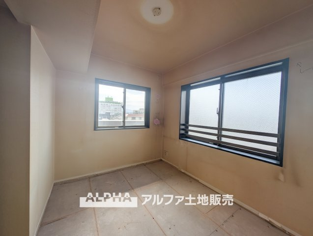 【comfort　room】　◆落ち着きのある室内◆寝室としても子ども部屋としても使いやすく、暮らしの変化にも対応できる空間。日々の時間を穏やかに過ごせます。