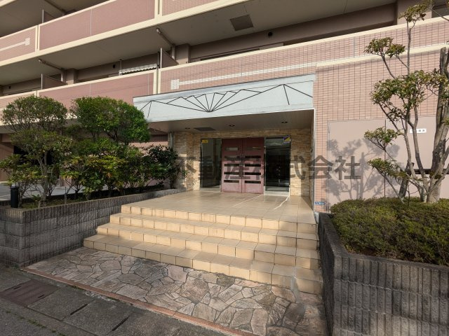 マンションの入り口