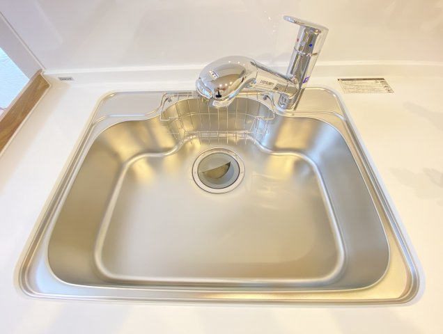 浄水器付きでシンクも清潔感があります♪