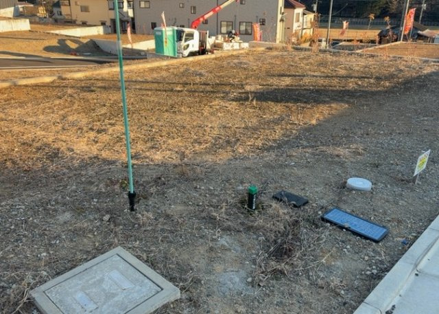 物件の詳細については、現地を見てわかること以外に、役所や法務局などで調べないとわからないことがあります。そのため、現地に行く場合は、もしこの物件を買ったらどのような生活ができるかをイメージしましょう。