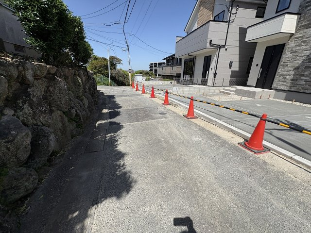 現地写真。前面道路です。