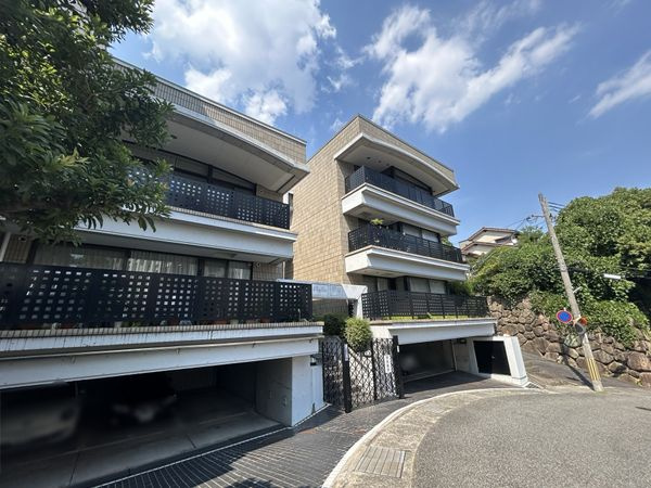 外観：328000623165