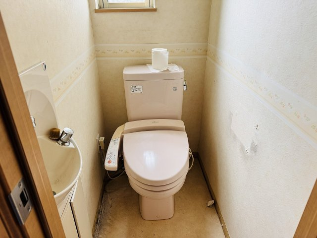 ～1・2階トイレ新規交換予定～