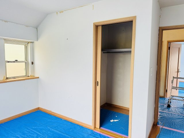 ～ウォークインクローゼットでお荷物がスッキリ収まります～