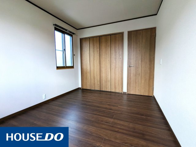 二面採光のの明るいお部屋です。