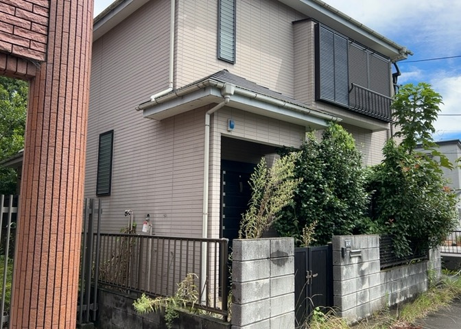 土地探しをしていると都市計画区域という言葉を目にすると思います。法律によって、都道府県知事や国土交通大臣が指定するエリアのことを指しており、都市計画区域は市街化区域と市街化調整区域に分けられています。