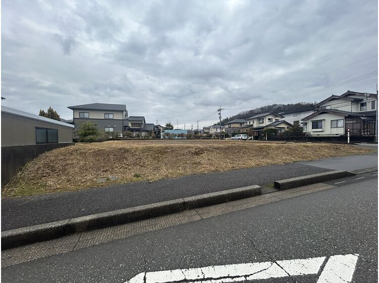 現地