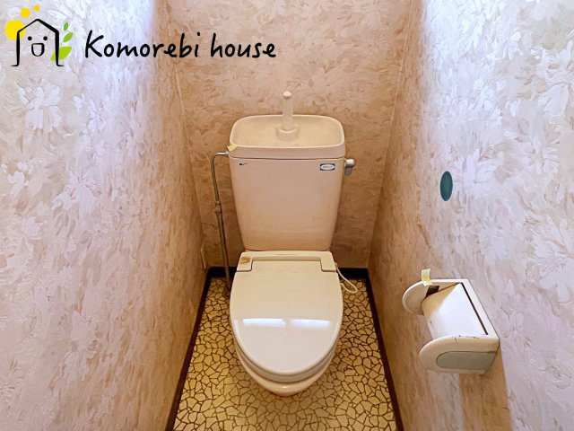 清潔感のあるトイレです