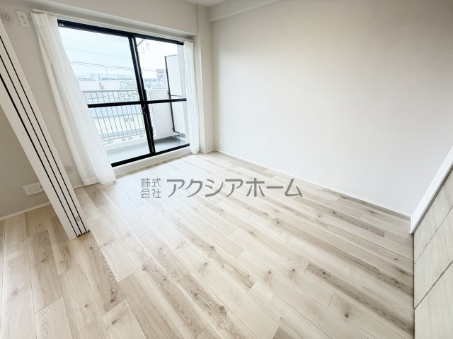 洋室　6.0帖