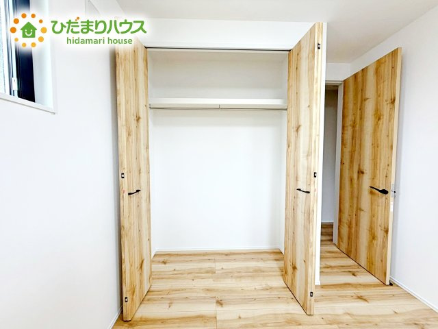 各部屋にしっかり収納を完備しています♪陽当たりの良い部屋で落ち着いた時間が過ごせます。
