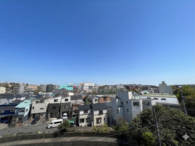 【前面遮るものなし】圧巻の眺望と開放感を楽しむ暮らし。　