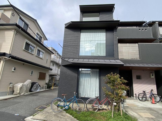 外観：326000191038