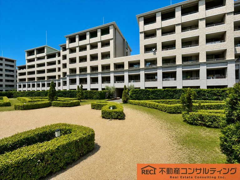 外観：328000657161