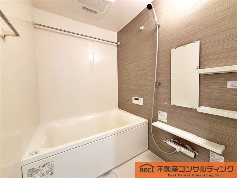 両面バルコニーで陽当たり・通風も良好♪