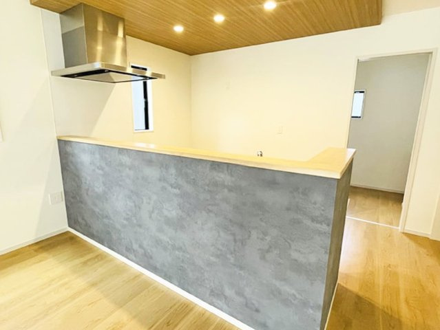 ダウンライトは雰囲気UP※おしゃれなキッチン（施工例）