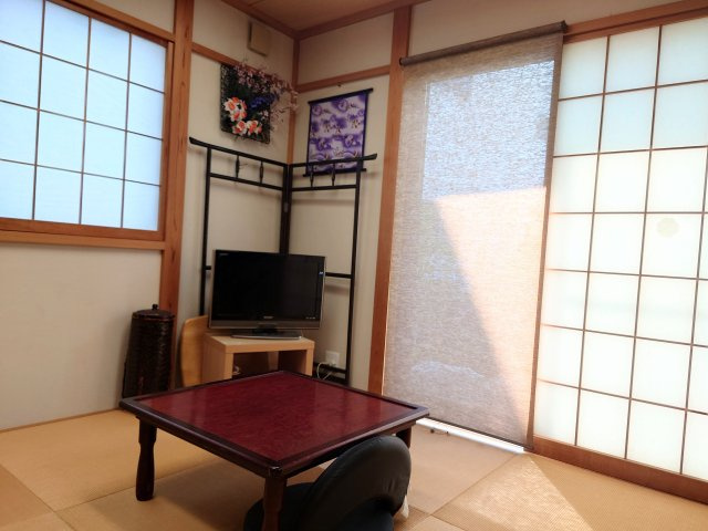 LDK隣の和室は柔らかな光が入り、落ち着く空間になりそうです！