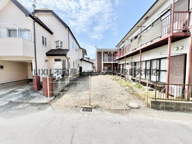 建築条件なしの売地の為、お好きなハウスメーカー・工務店にて建築可能な売地になります。