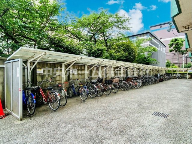 【自転車置き場】最新の空き状況や費用などの詳細は担当スタッフまでお問い合わせください。