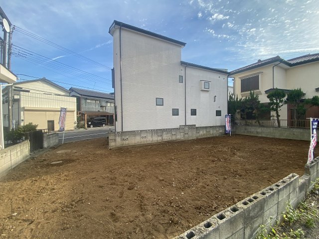 東武スカイツリーライン「蒲生」駅徒歩19分！越谷市立蒲生南小学校徒歩4分(300ｍ)お子様の通学は安心！マルエツ徒歩7分(600ｍ)お買い物は近くて便利！お気軽にお問い合わせください！