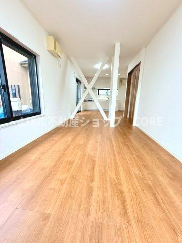 上質な時間を育む暮らしのメインステージ。寛ぎとコミュニケーションを育む居心地のよい場所。