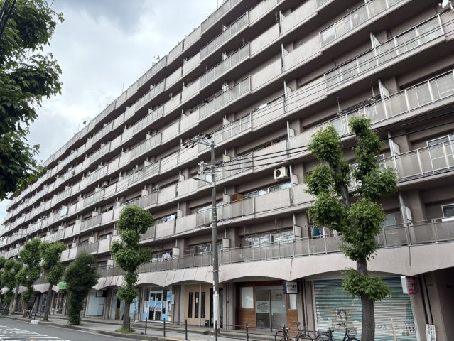 外観：327002247056