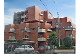 ガーデン一乗寺の外観