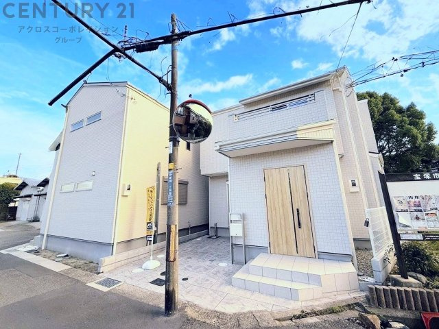 外観：328000544228