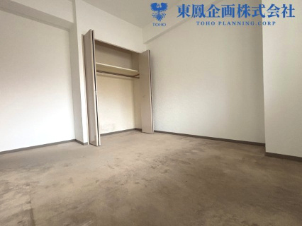 お部屋が片付く収納付き