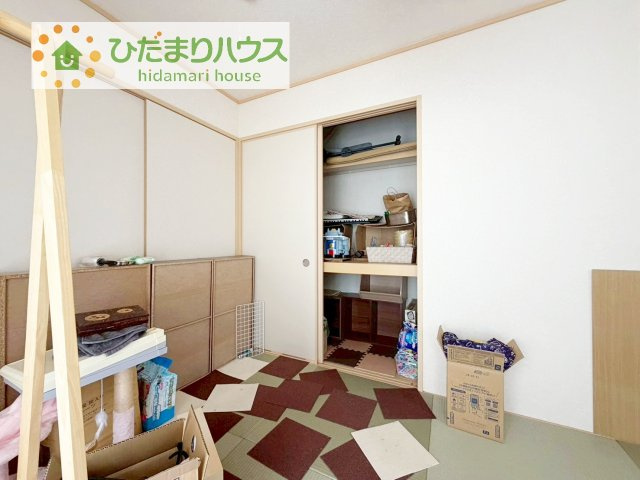 和室の押入れはしまった物の出し入れも楽々です(^^)