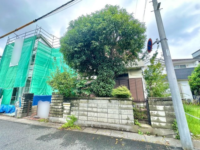せんげん台駅徒歩9分の土地です。敷地面積100？のお土地です。是非現地ご確認下さい♪