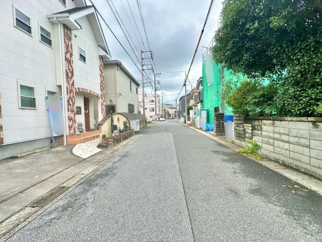 せんげん台駅徒歩9分の土地です。敷地面積100？のお土地です。是非現地ご確認下さい♪