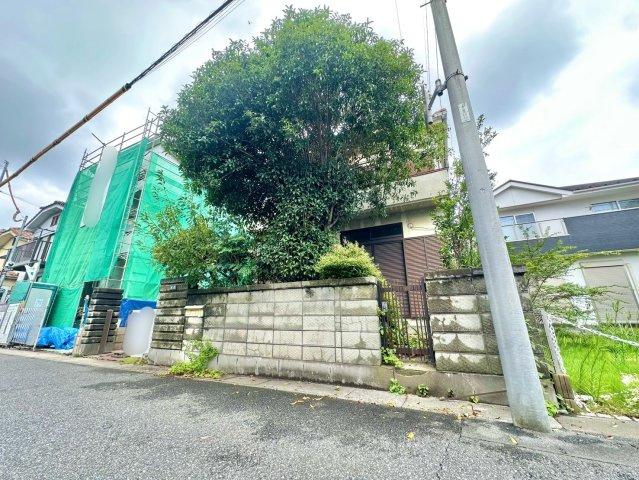 せんげん台駅徒歩9分の土地です。敷地面積100？のお土地です。是非現地ご確認下さい♪