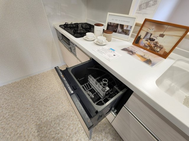 便利な食器洗い乾燥機付き