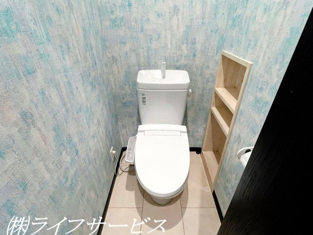 温水洗浄便座付トイレ