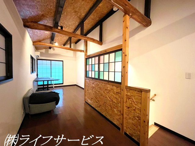 2階洋室／細部までこだわった和モダンスタイルのリノベーション！