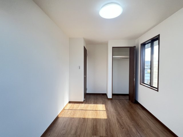 きれいな洋室です