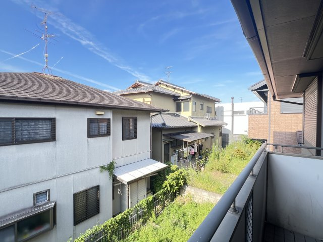 陽当たり良好なバルコニーです