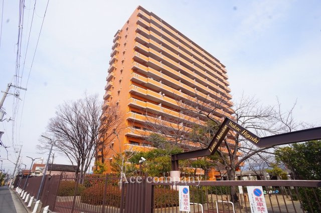 外観：327002234218