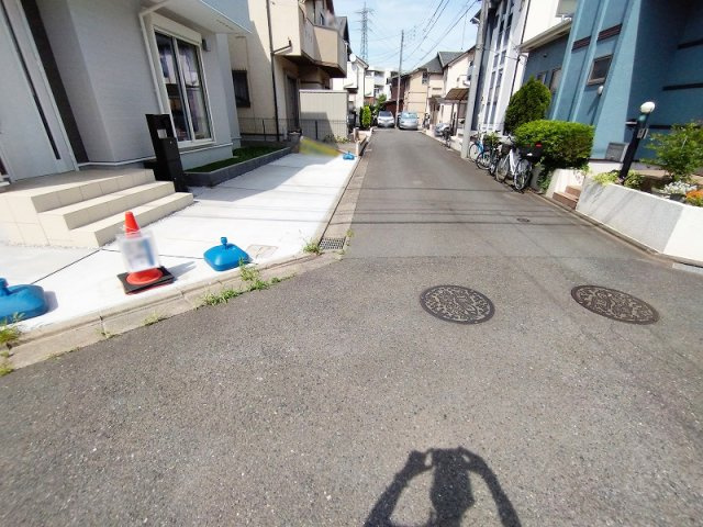 小中学校が徒歩15分以内に揃っており、登下校の負担も少ないです。