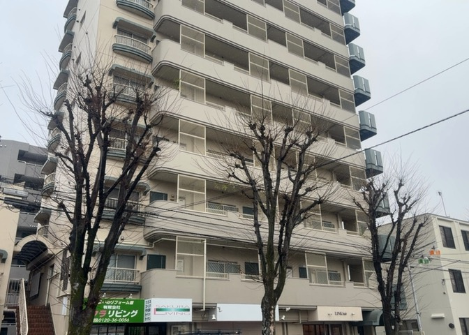 ＳＲＣ造は強度や耐震性の面でもRC造と比べて優れています。そのため、10階建以上の高層または超高層マンションなどの建築にも多く採用されています。柱や梁などのサイズが小さくても高い耐震性を確保できます。