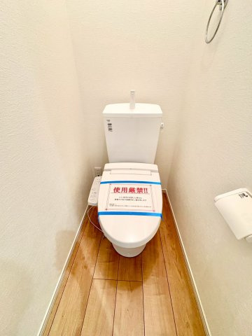 清潔感とうれしい機能性を兼ね備えた、使いやすいシャワートイレ