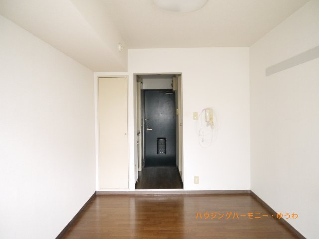 暖かいひだまりを全身で感じ取れる室内。