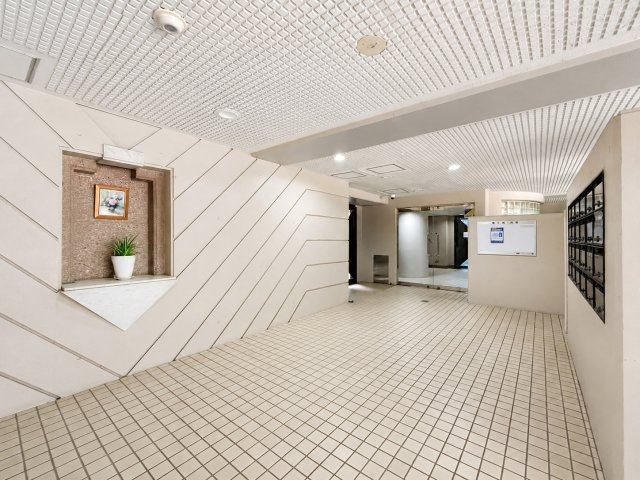 綺麗に整備されたエントランス部分です。